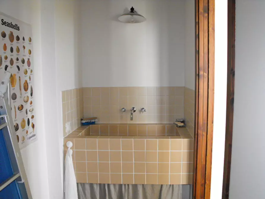 Immagine 23 di Casa indipendente in vendita  a Senigallia