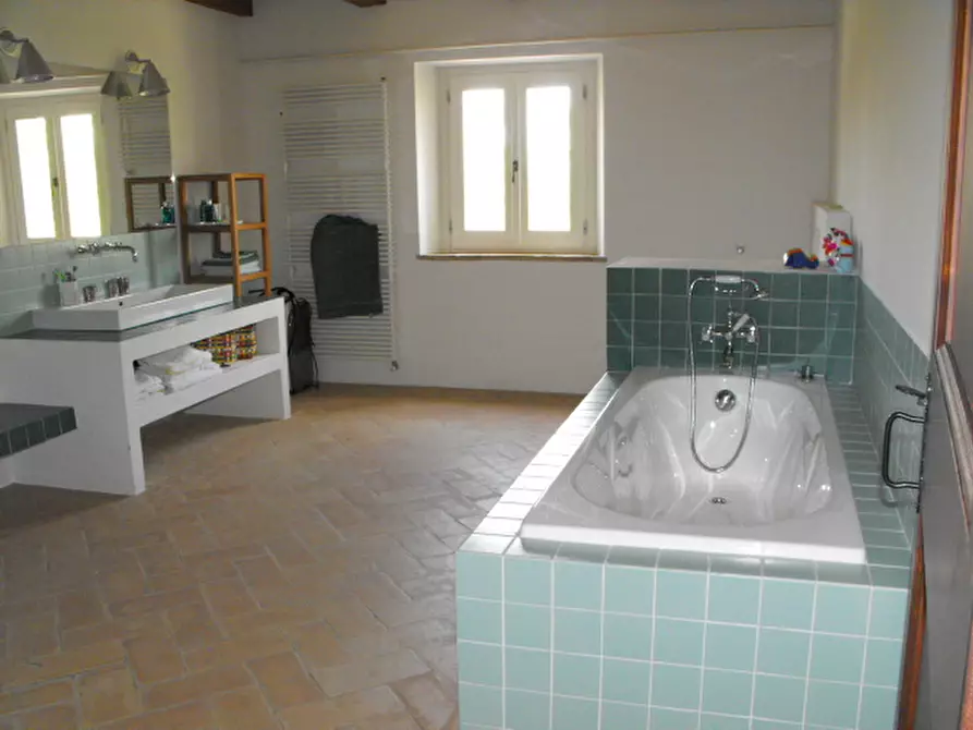 Immagine 45 di Casa indipendente in vendita  a Senigallia