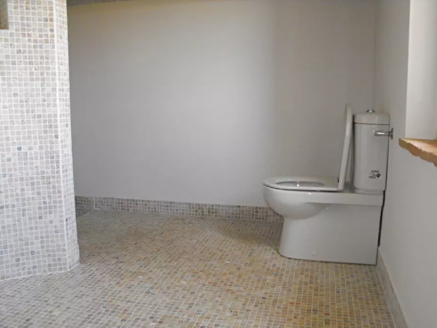 Immagine 66 di Casa indipendente in vendita  a Senigallia