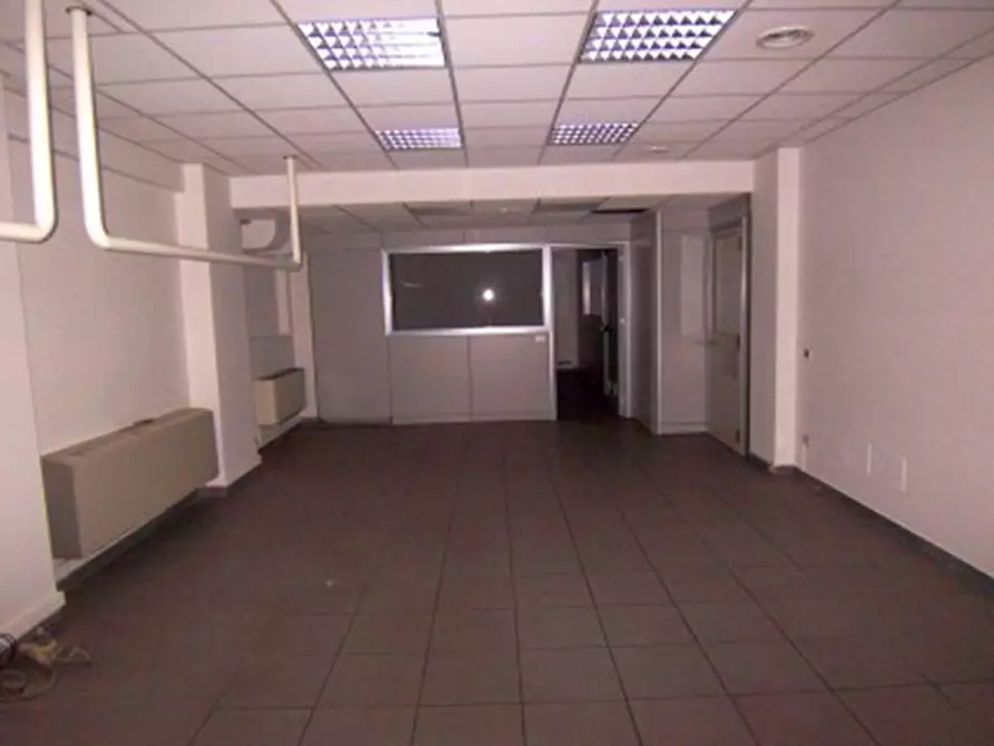 Immagine 21 di Palazzo in vendita  in VIA PACINOTTI a Segrate