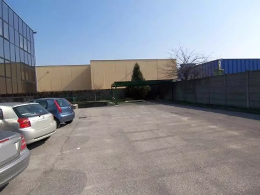 Immagine 21 di Ufficio in vendita  in VIA PACINOTTI a Segrate