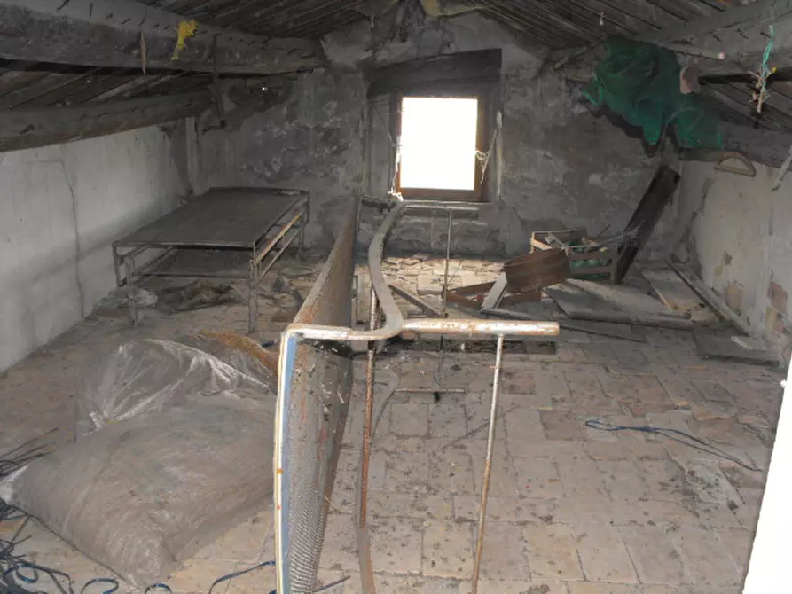 Immagine 3 di Rustico / casale in vendita  a Senigallia