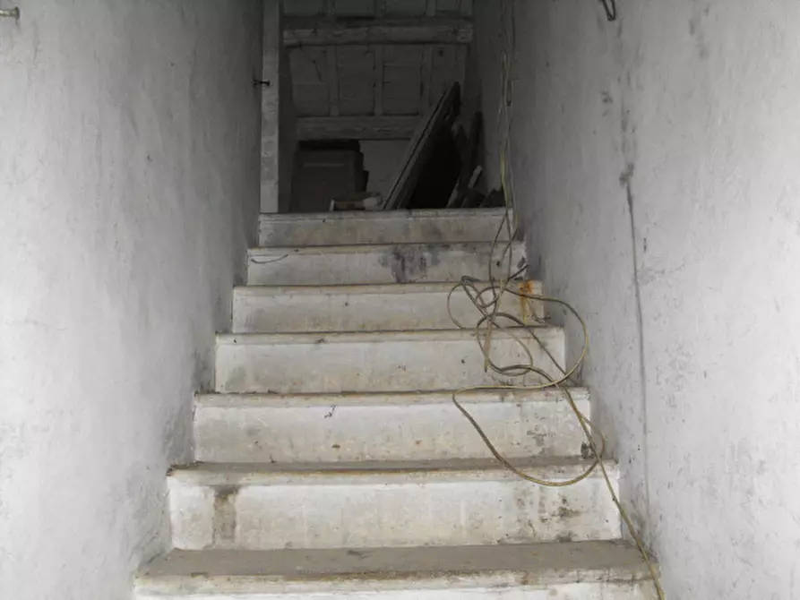 Immagine 6 di Rustico / casale in vendita  a Senigallia