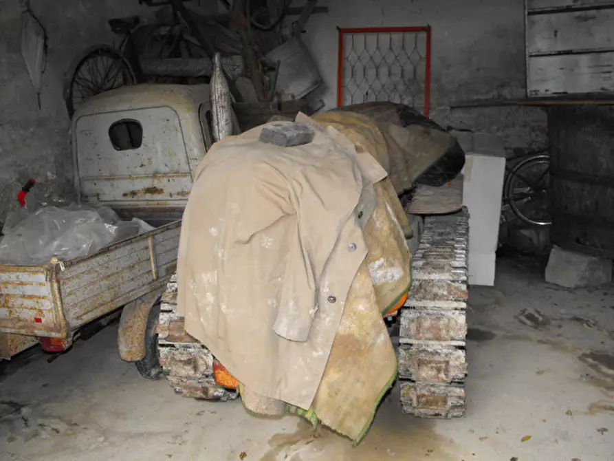 Immagine 17 di Rustico / casale in vendita  a Senigallia