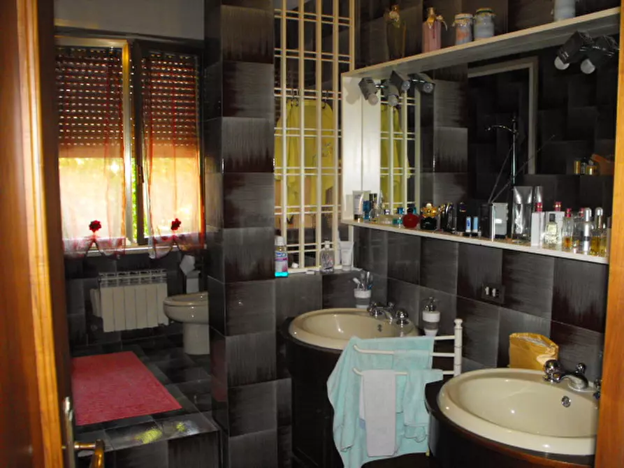 Immagine 8 di Casa indipendente in vendita  a Rosora