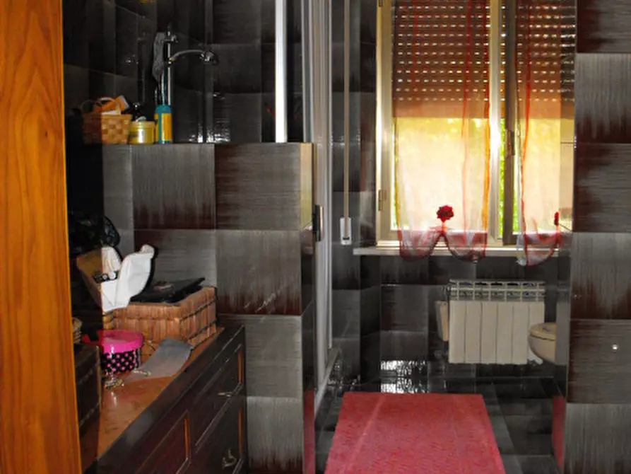 Immagine 9 di Casa indipendente in vendita  a Rosora