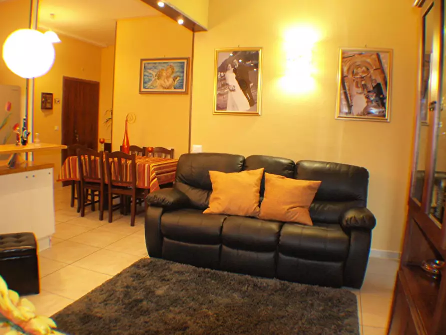 Immagine 22 di Appartamento in vendita  a Trecastelli