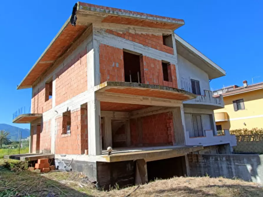 Immagine 11 di Casa bifamiliare in vendita  in via Due Torri, 18 a Milazzo