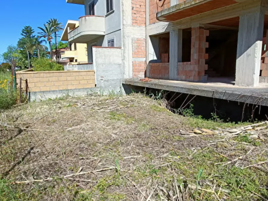 Immagine 21 di Casa bifamiliare in vendita  in via Due Torri, 18 a Milazzo