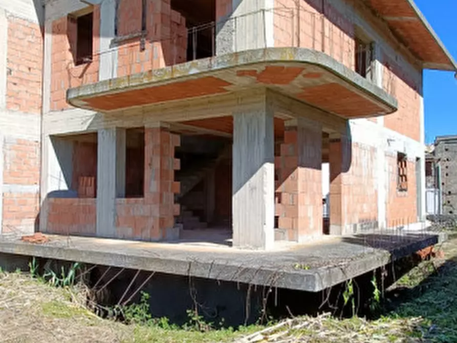 Immagine 23 di Casa bifamiliare in vendita  in via Due Torri, 18 a Milazzo