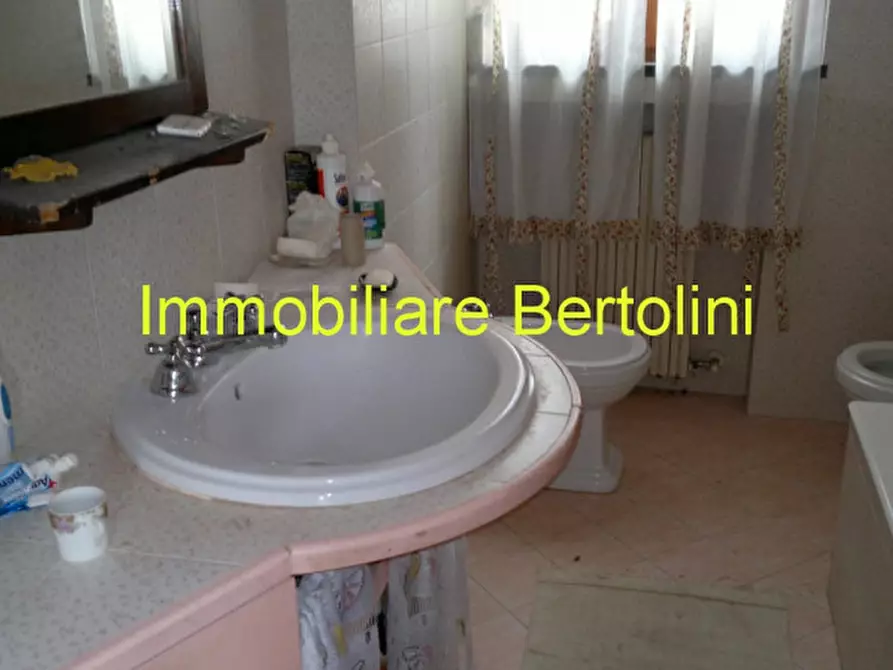 Immagine 14 di Casa bifamiliare in vendita  in via giosuè carducci a San Remo