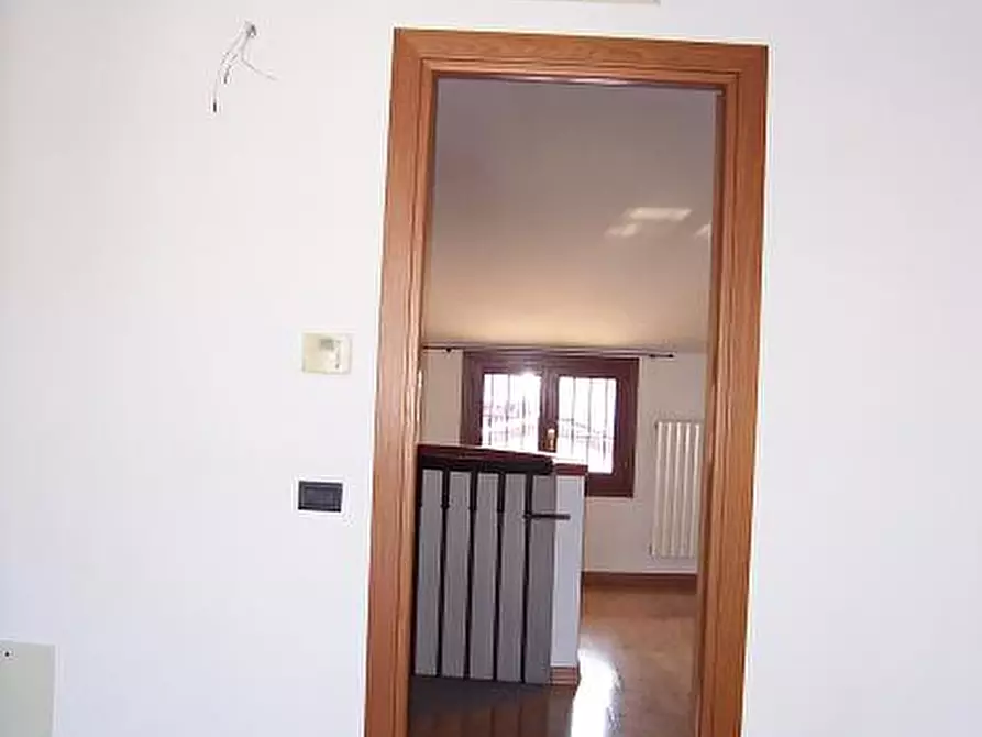 Immagine 10 di Appartamento in vendita  a Grisignano Di Zocco