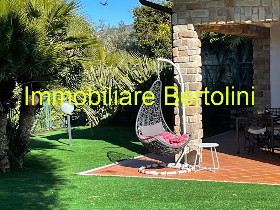 Immagine 3 di Villa in vendita  in Bordighera a Bordighera