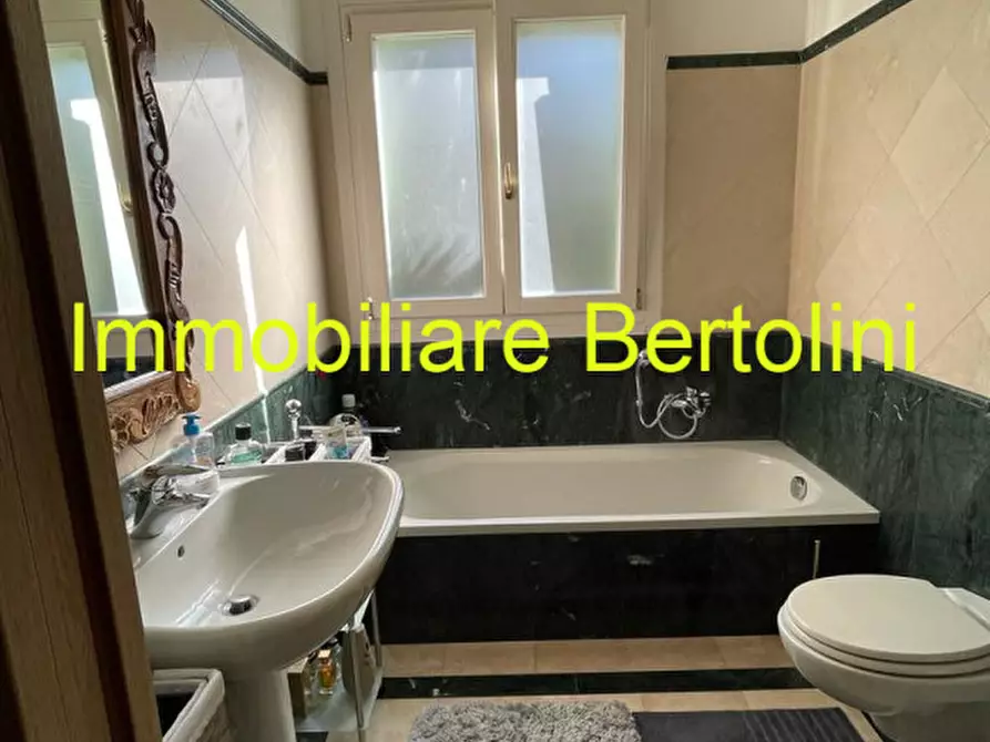 Immagine 19 di Villa in vendita  in Bordighera a Bordighera