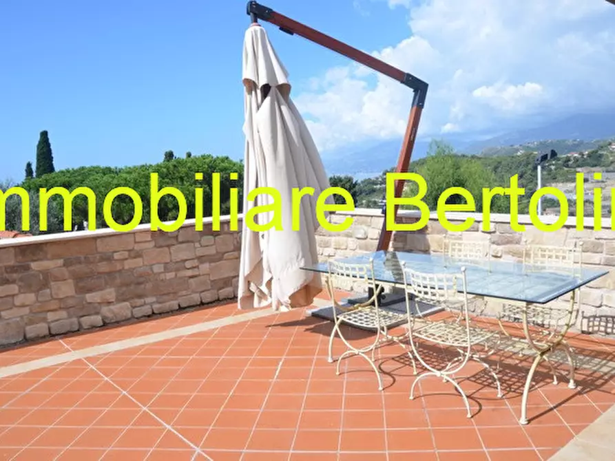 Immagine 26 di Villa in vendita  in Bordighera a Bordighera
