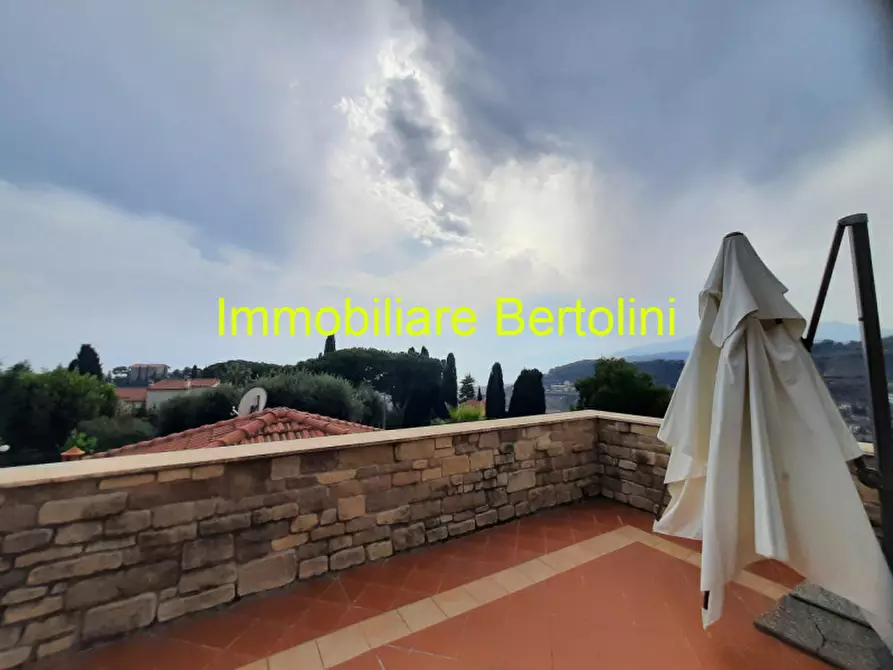 Immagine 37 di Villa in vendita  in Bordighera a Bordighera
