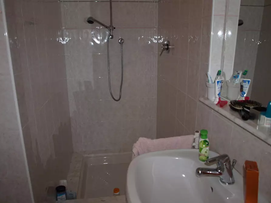 Immagine 9 di Appartamento in vendita  a Senigallia