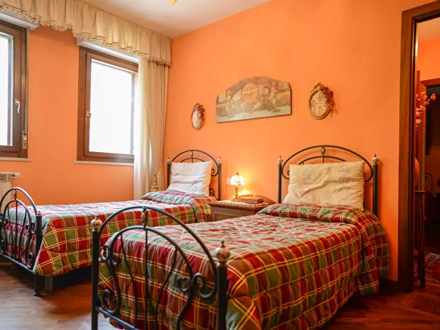 Immagine 36 di Appartamento in vendita  a Senigallia