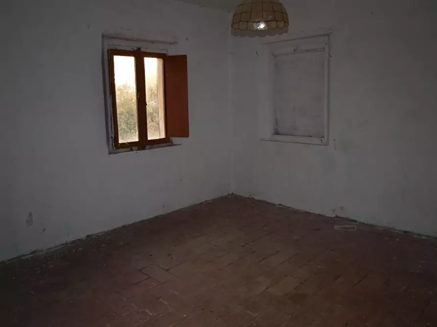 Immagine 1 di Casa indipendente in vendita  a Trecastelli