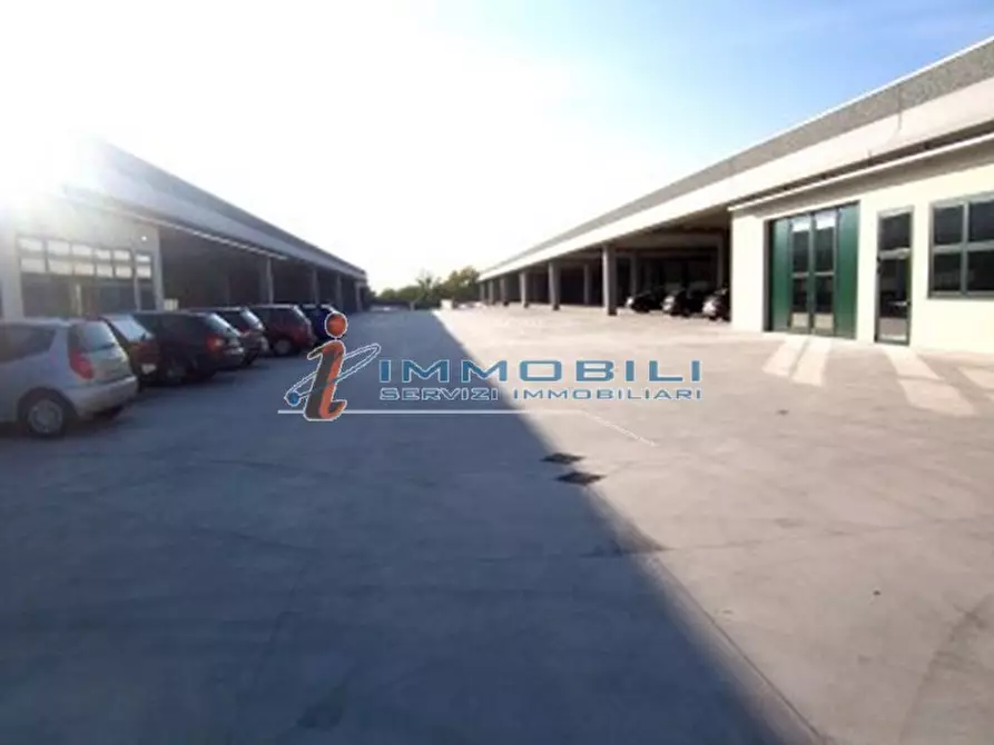 Immagine 2 di Capannone industriale in vendita  in VIA COPERNICO a Settimo Milanese