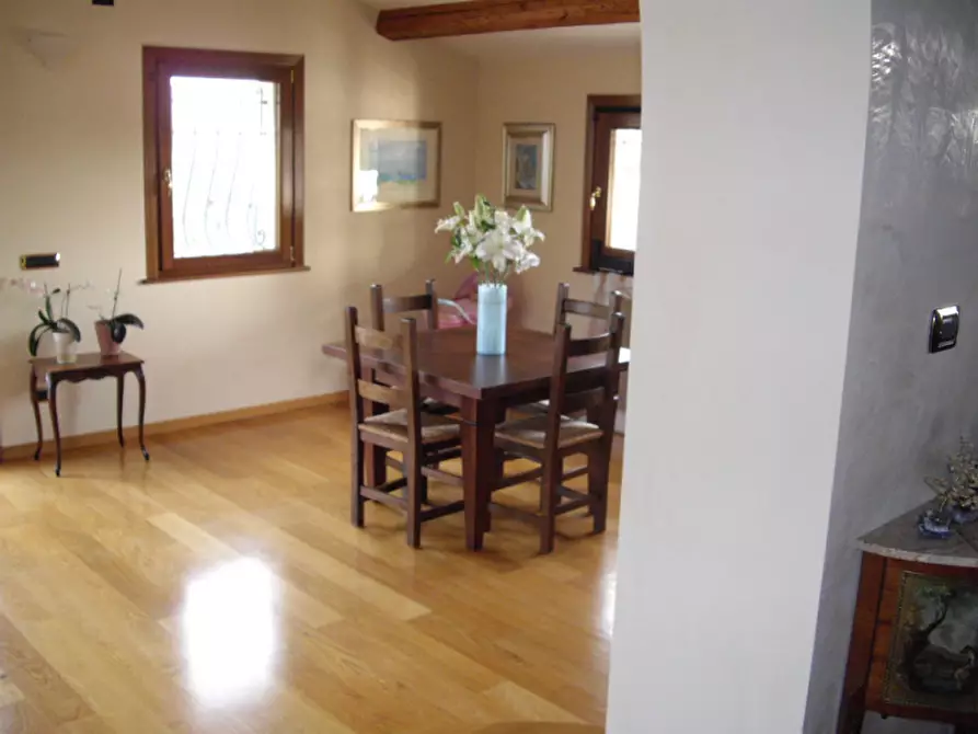 Immagine 18 di Casa indipendente in vendita  a Senigallia