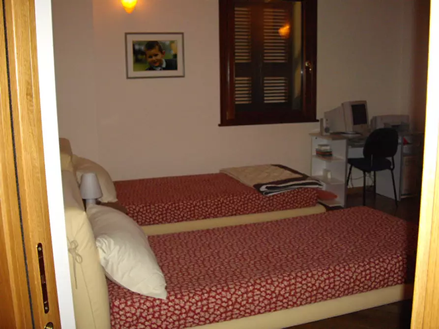 Immagine 21 di Casa indipendente in vendita  a Senigallia