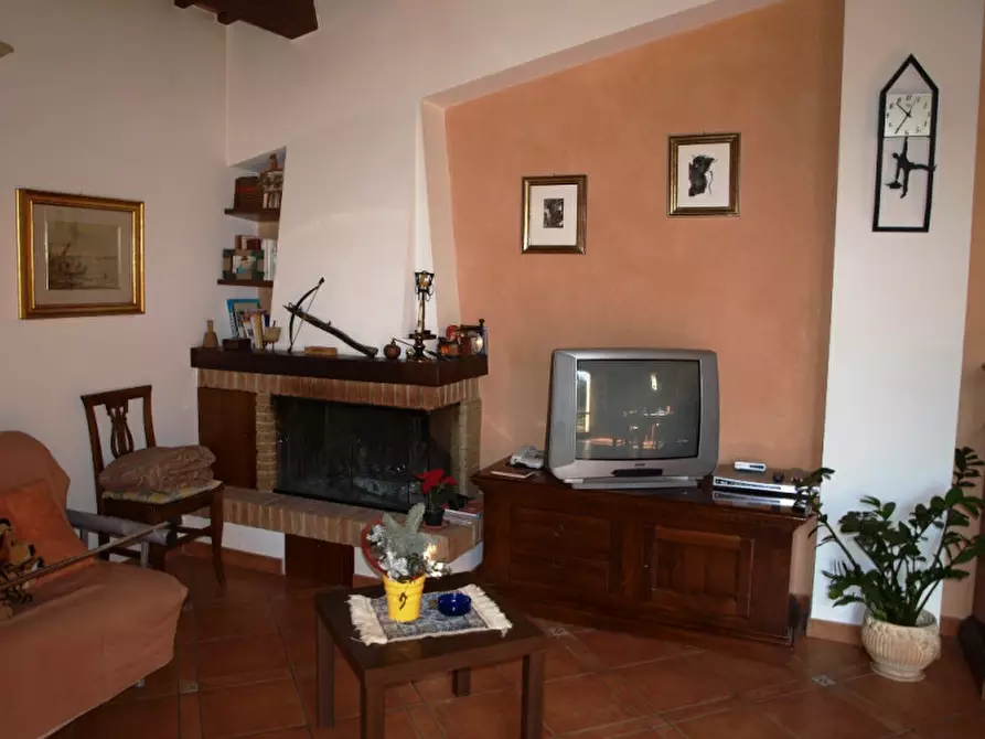 Immagine 2 di Villetta a schiera in vendita  a Senigallia