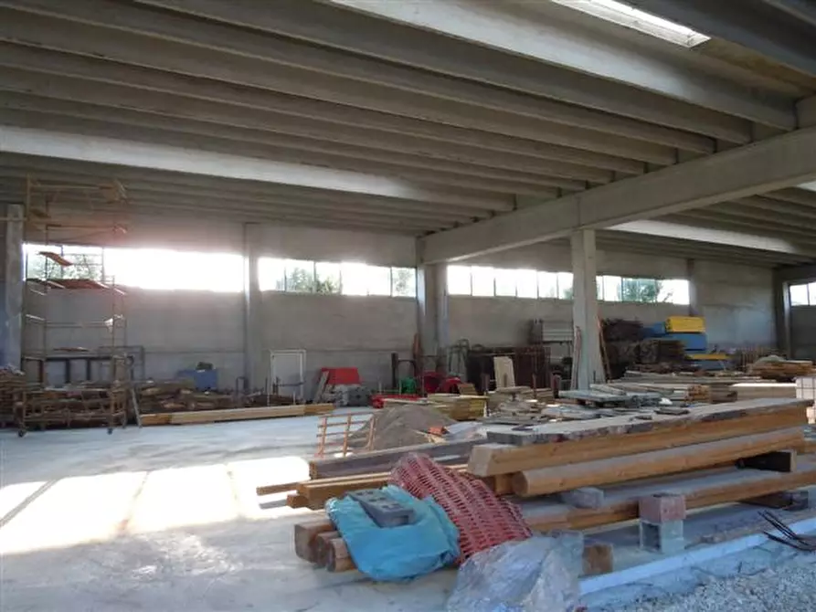 Immagine 1 di Capannone industriale in vendita  a Rovolon