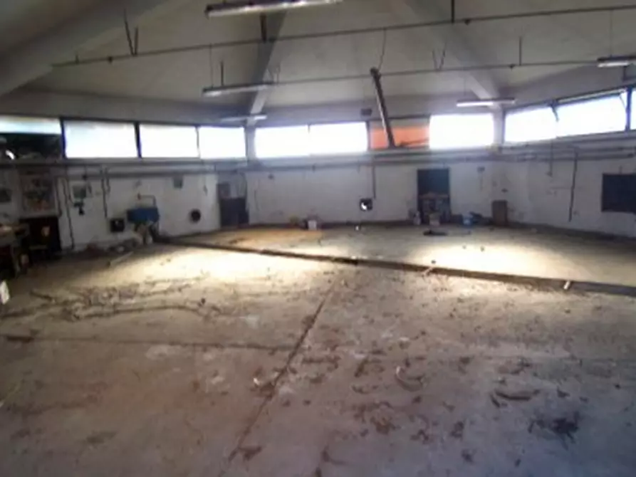 Immagine 13 di Terreno in vendita  in VIA MONTE CASSINO a Baranzate