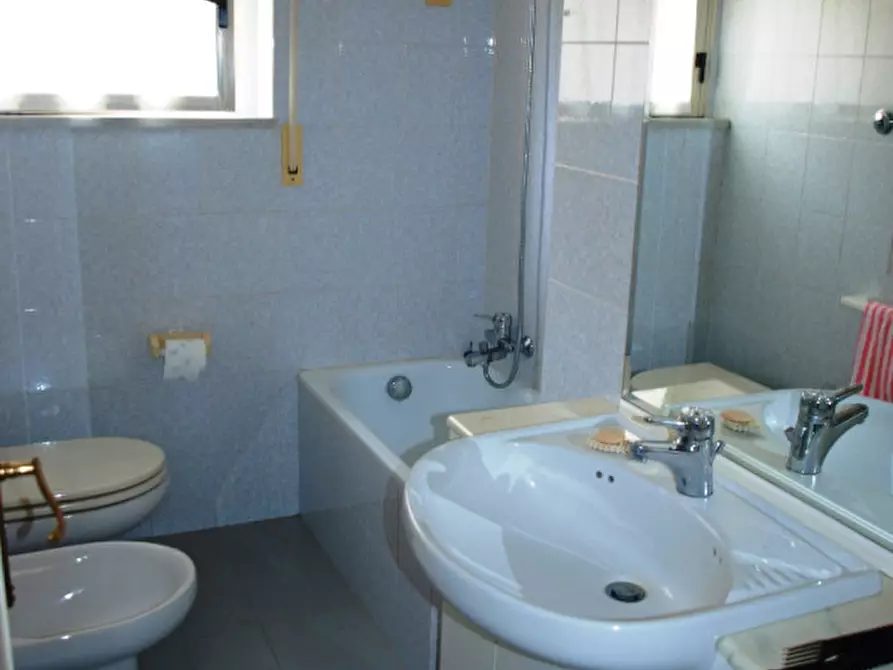 Immagine 9 di Appartamento in vendita  a Ostra