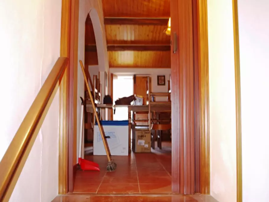 Immagine 6 di Rustico / casale in vendita  a Arcevia