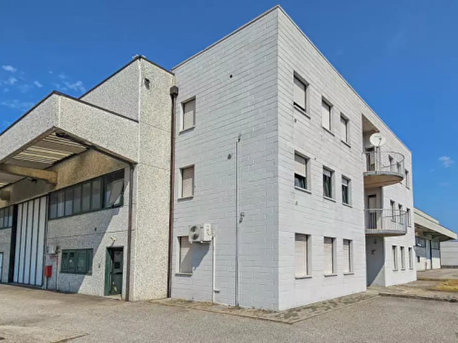 Immagine 2 di Capannone industriale in affitto  in ZAI a San Bonifacio