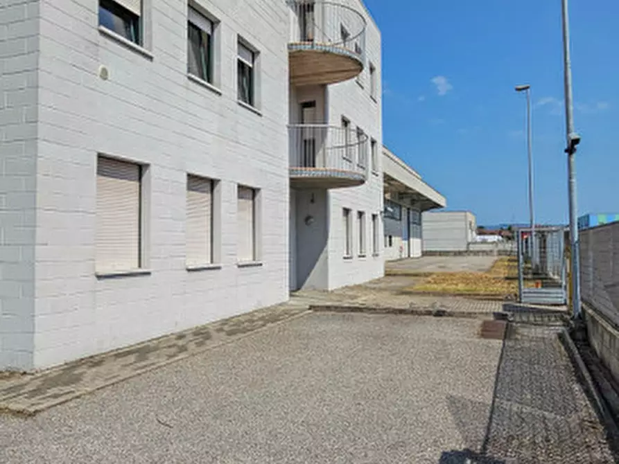 Immagine 12 di Capannone industriale in affitto  in ZAI a San Bonifacio