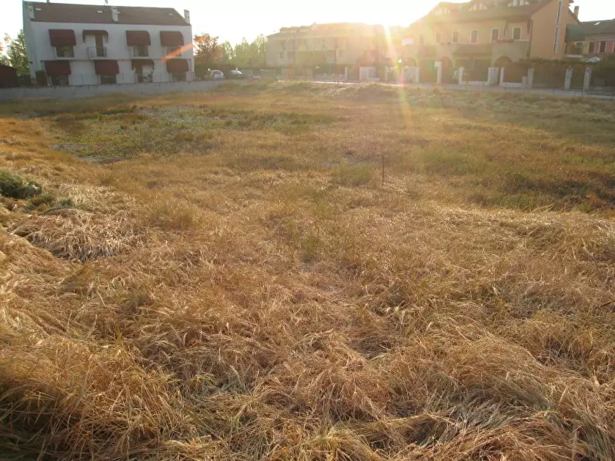Immagine 5 di Terreno in vendita  in Gabriele D'Annunzio a Piove Di Sacco