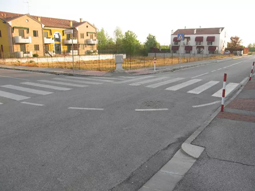 Immagine 7 di Terreno in vendita  in Gabriele D'Annunzio a Piove Di Sacco