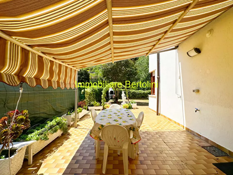 Immagine 2 di Appartamento in vendita  in VIA VAL D'OLIVI a San Remo
