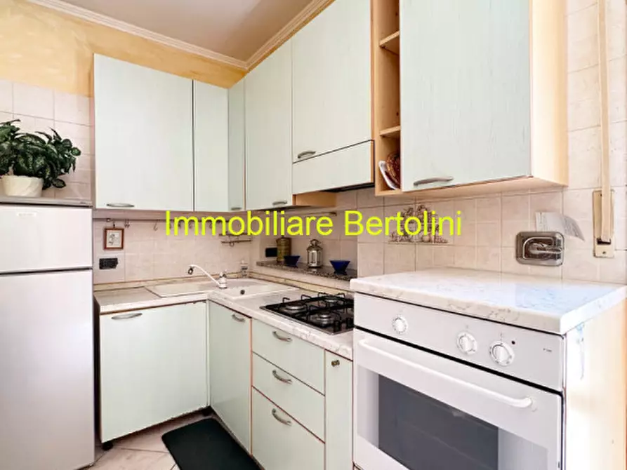 Immagine 5 di Appartamento in vendita  in VIA VAL D'OLIVI a San Remo