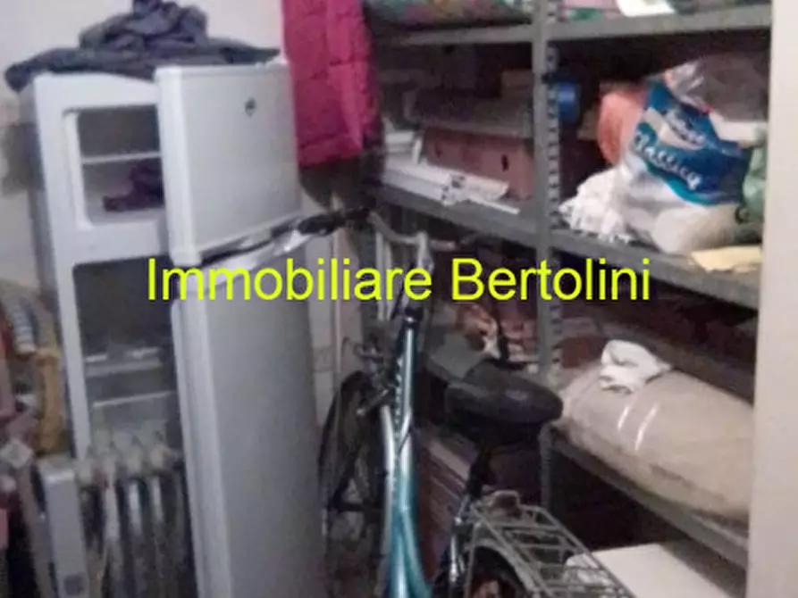 Immagine 14 di Appartamento in vendita  in VIA VAL D'OLIVI a San Remo