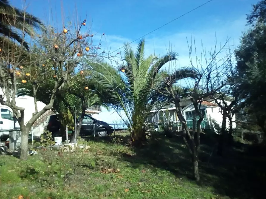 Immagine 11 di Rustico / casale in vendita  a Senigallia