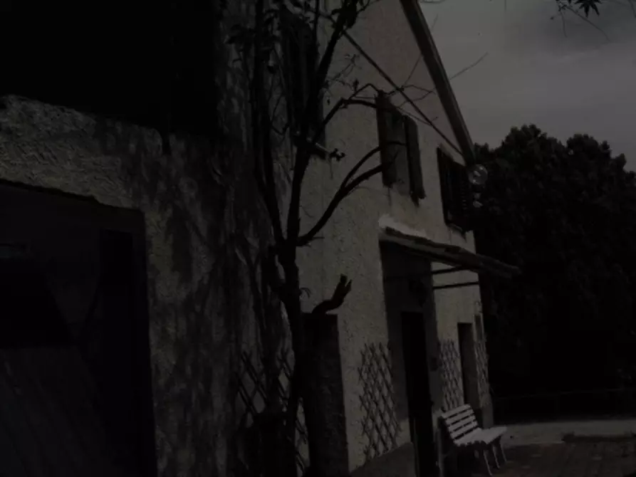Immagine 25 di Rustico / casale in vendita  a Senigallia