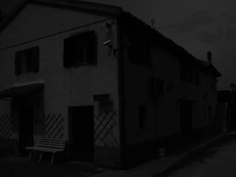 Immagine 27 di Rustico / casale in vendita  a Senigallia