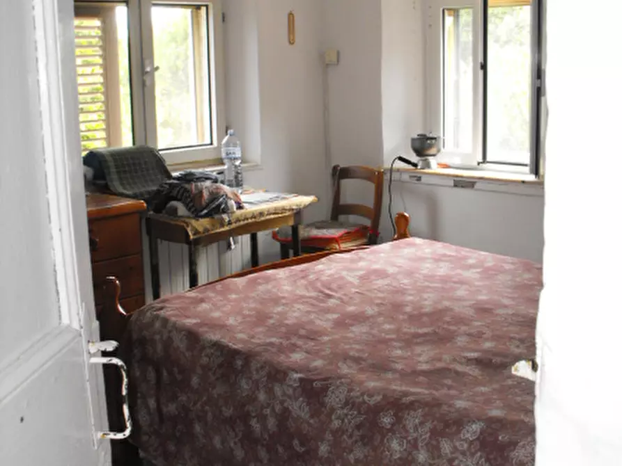 Immagine 31 di Rustico / casale in vendita  a Senigallia