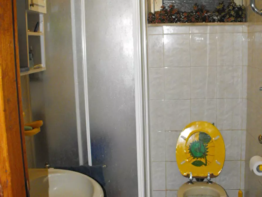 Immagine 33 di Rustico / casale in vendita  a Senigallia