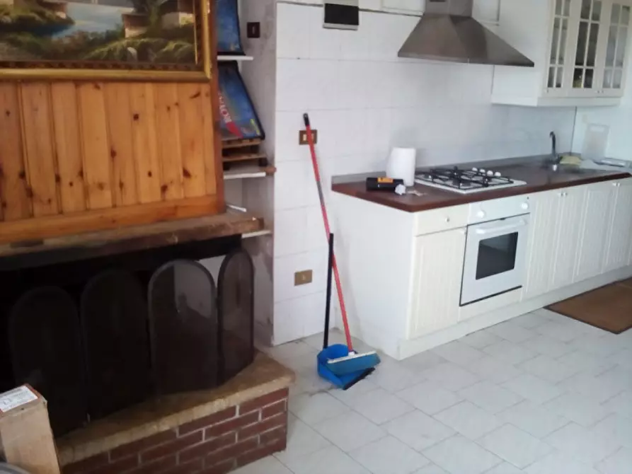 Immagine 42 di Rustico / casale in vendita  a Senigallia