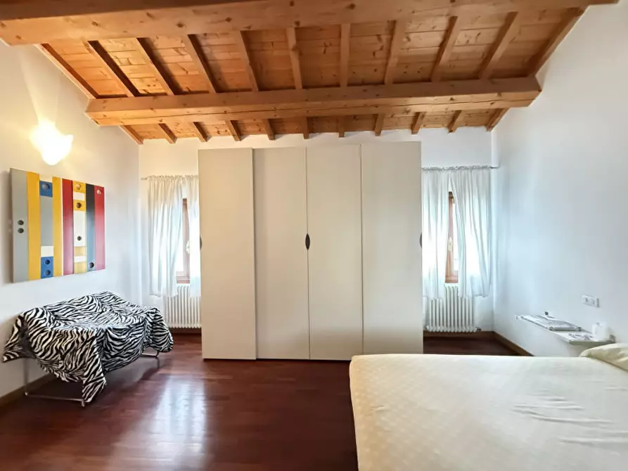 Immagine 13 di Appartamento in vendita  in via principe umberto a Este