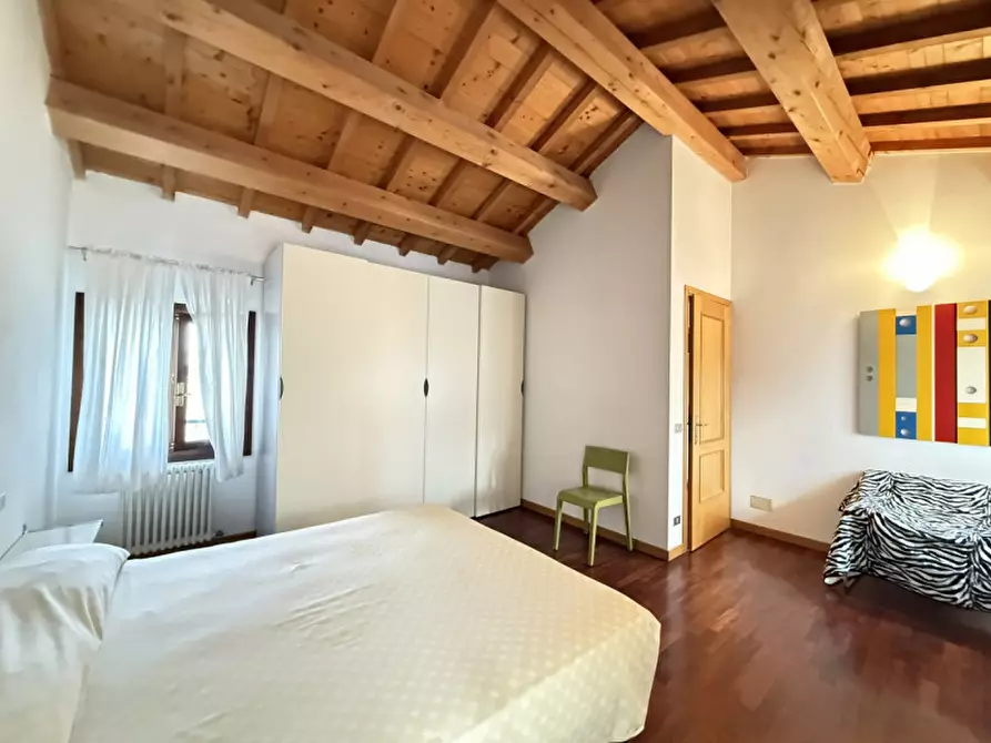 Immagine 15 di Appartamento in vendita  in via principe umberto a Este