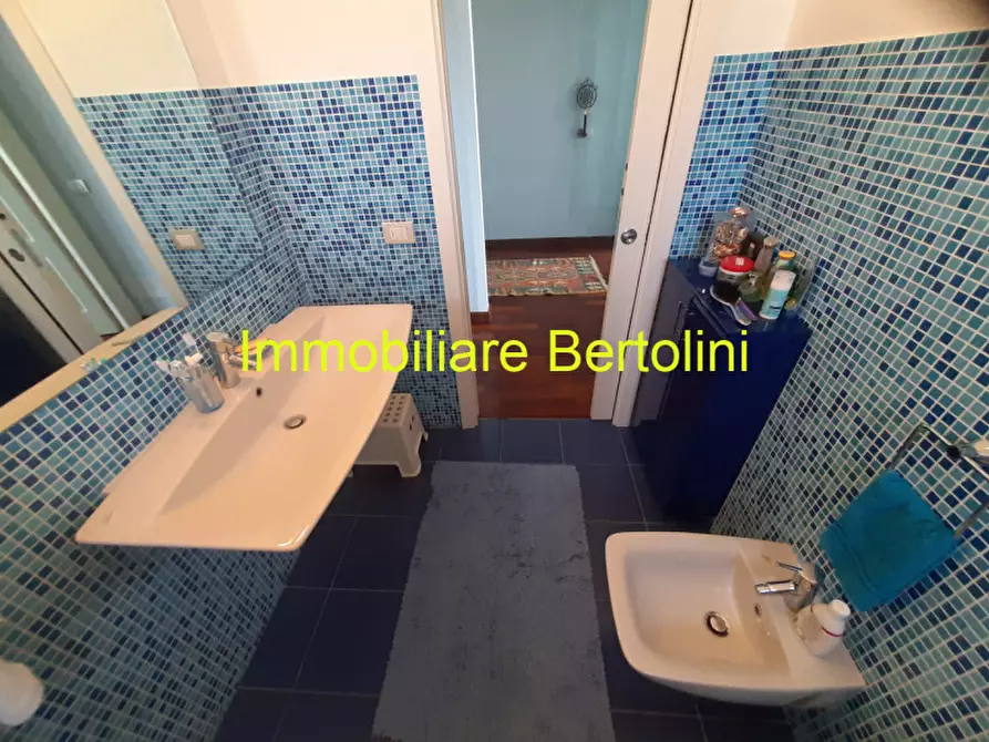 Immagine 35 di Attico in vendita  in via p. semeria, 57 a San Remo