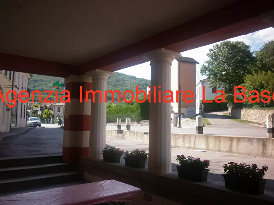 Immagine 2 di Negozio in vendita  a Lozzo Atestino