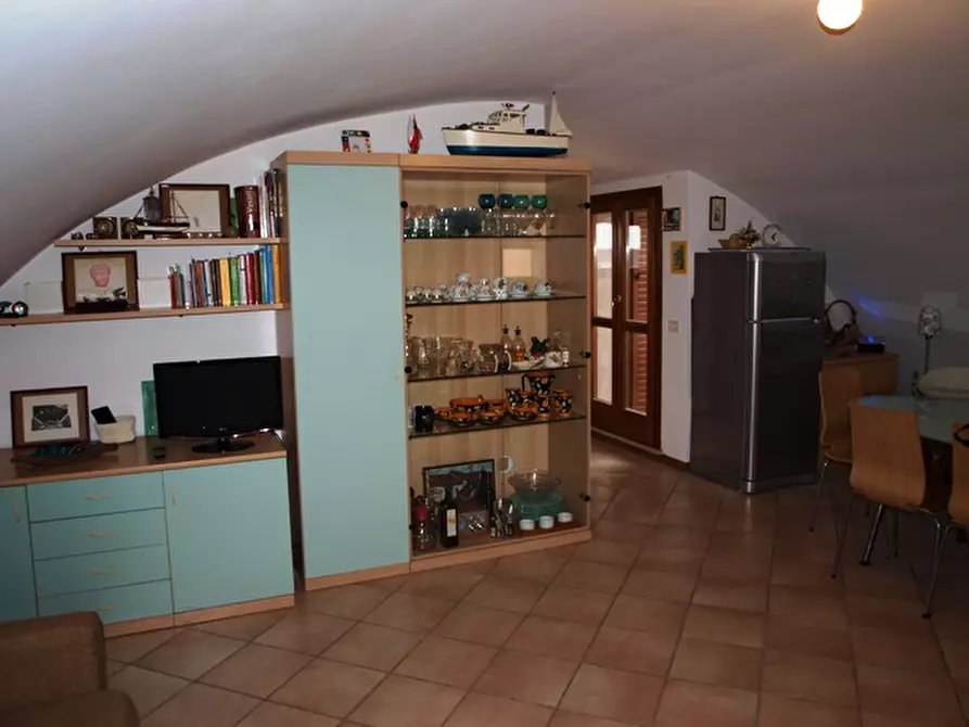 Immagine 3 di Appartamento in vendita  a Senigallia