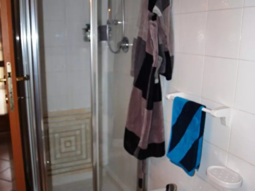 Immagine 11 di Appartamento in vendita  a Senigallia